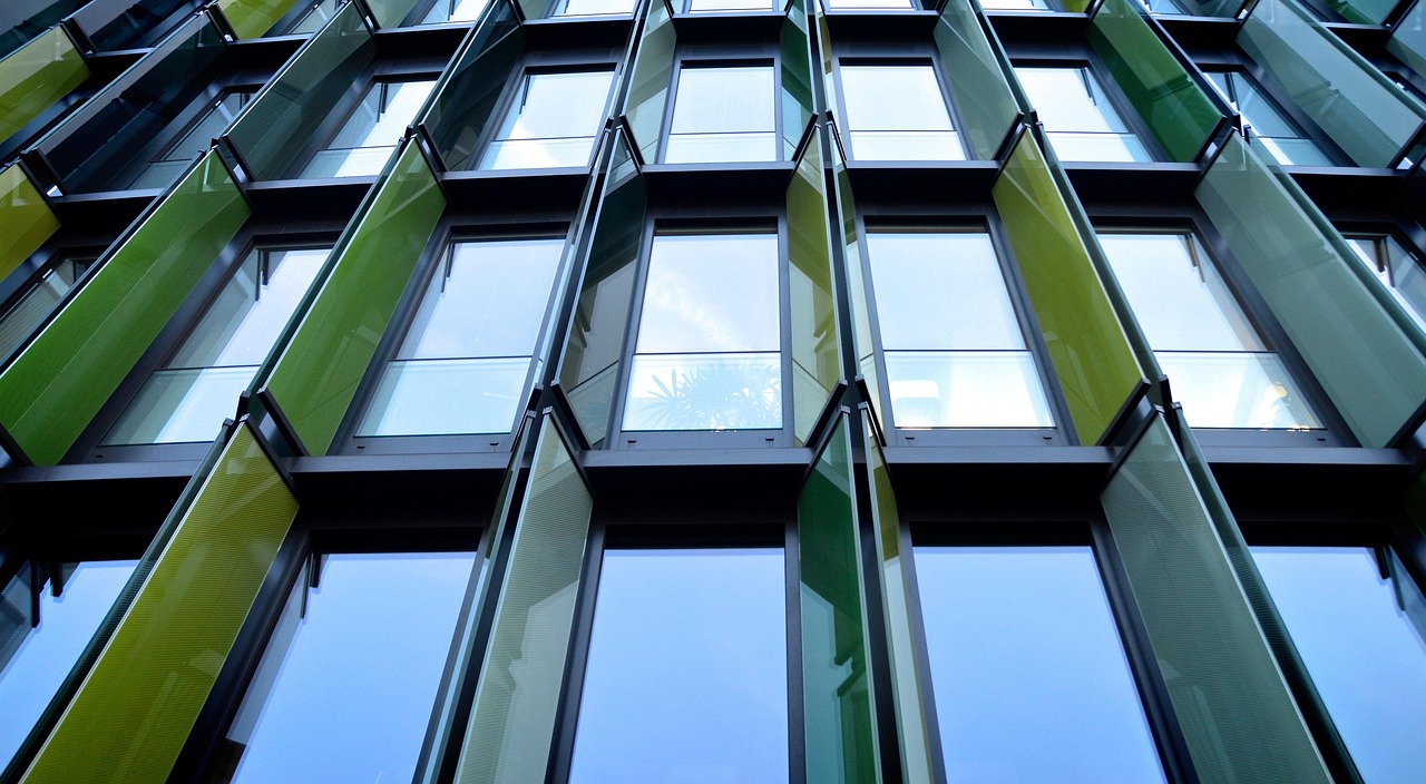 ucloud实名账号：短信如何通过媒体宣传传播到更多人