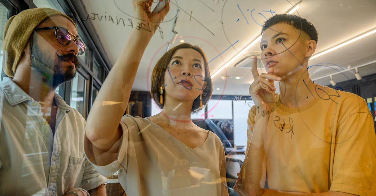 实名微信号批发:哪些棋牌平台招代理